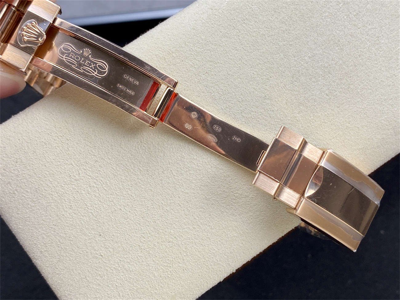 Rolex Daytona Chocolate Dial – Everose Gold 4130 Replica